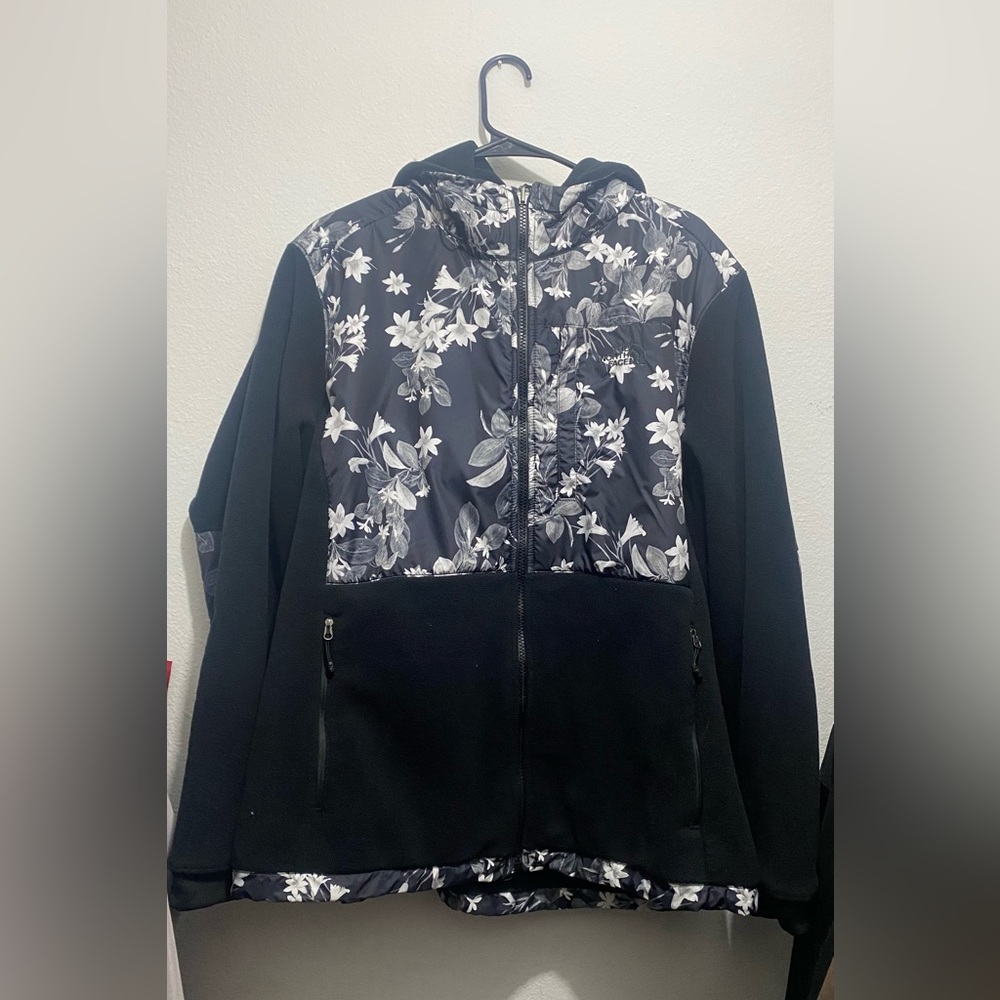 The North Face Denali Hooded Jacket